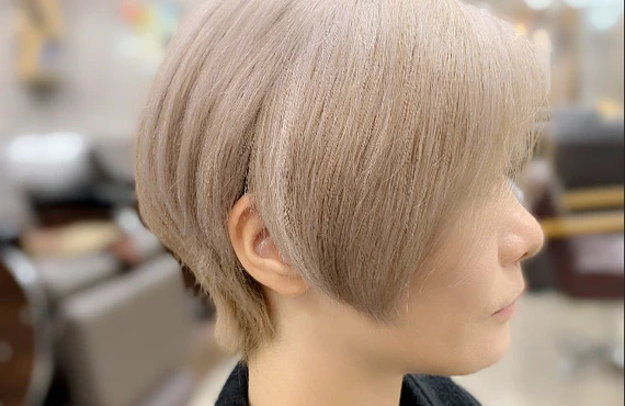 白髪染めで若々しい輝きを取り戻すサロン/奈良県大和郡山市の美容室ならhair salon memento（メメント）
